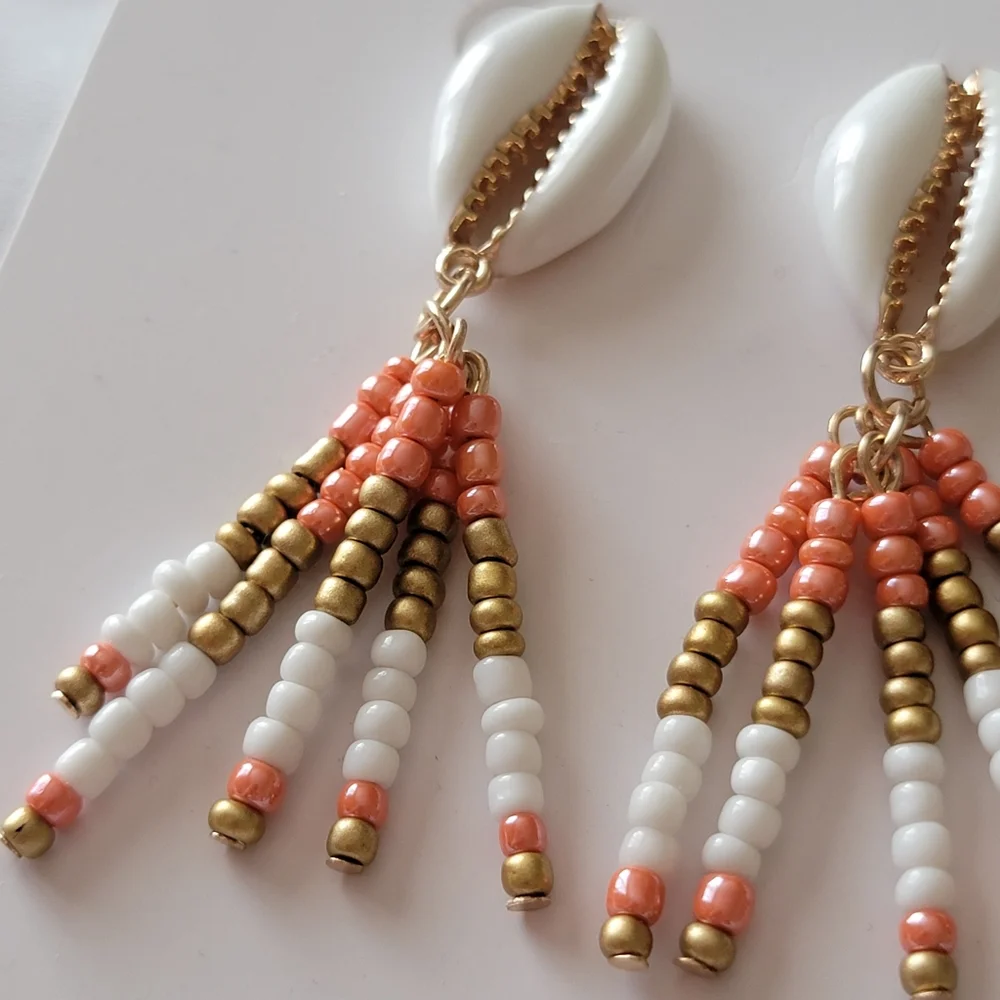 Beachy Seashell Beaded Earrings